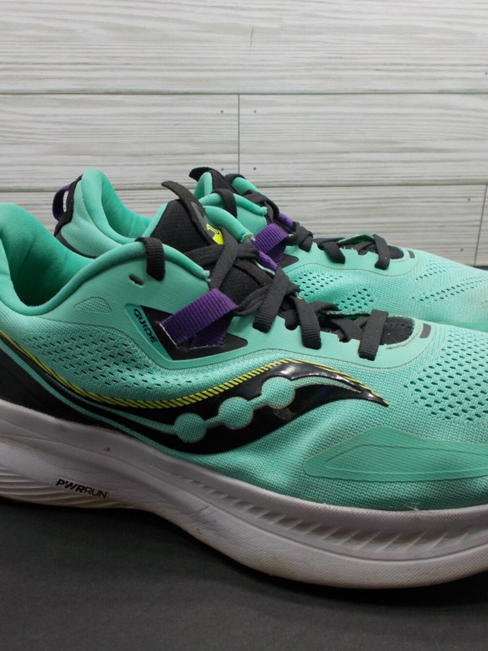 Saucony Guide 15 Womens 10 Running Shoes S10684-26